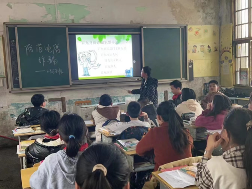 瑞塔铺小学：防范于心 反诈于行