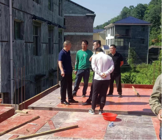 控违治违 | 洪家关白族乡：严格落实“六到场”  严守违建“零新增”