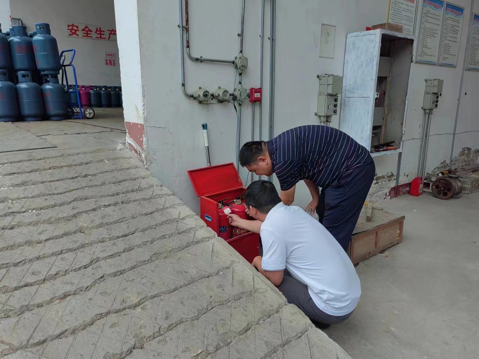 陈家河镇开展中秋、国庆节前安全生产检查