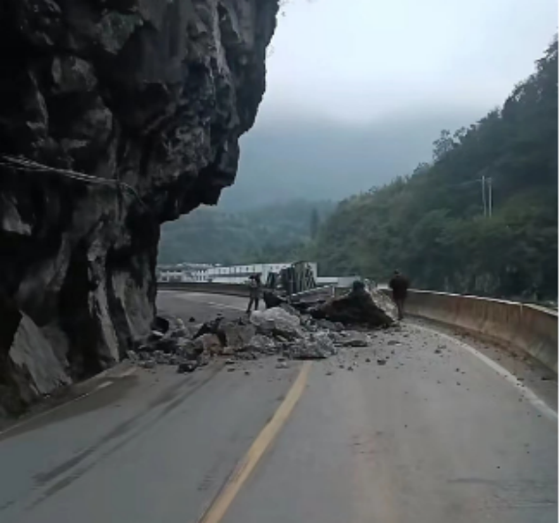国道G353洪家关白族乡葫芦壳路段恢复通行