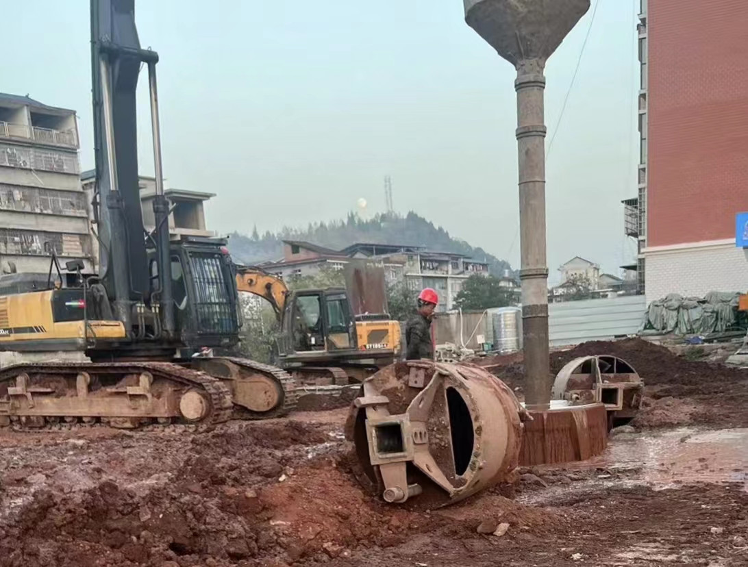 桑植县：两所高中“徐特立项目”开工建设