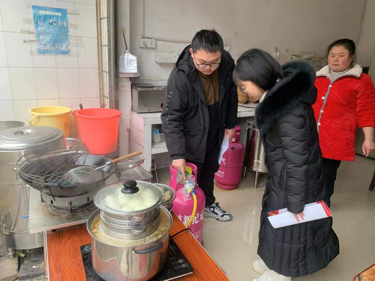 河口乡：打好“年关守护”行动组合拳 守牢春节食品安全防线