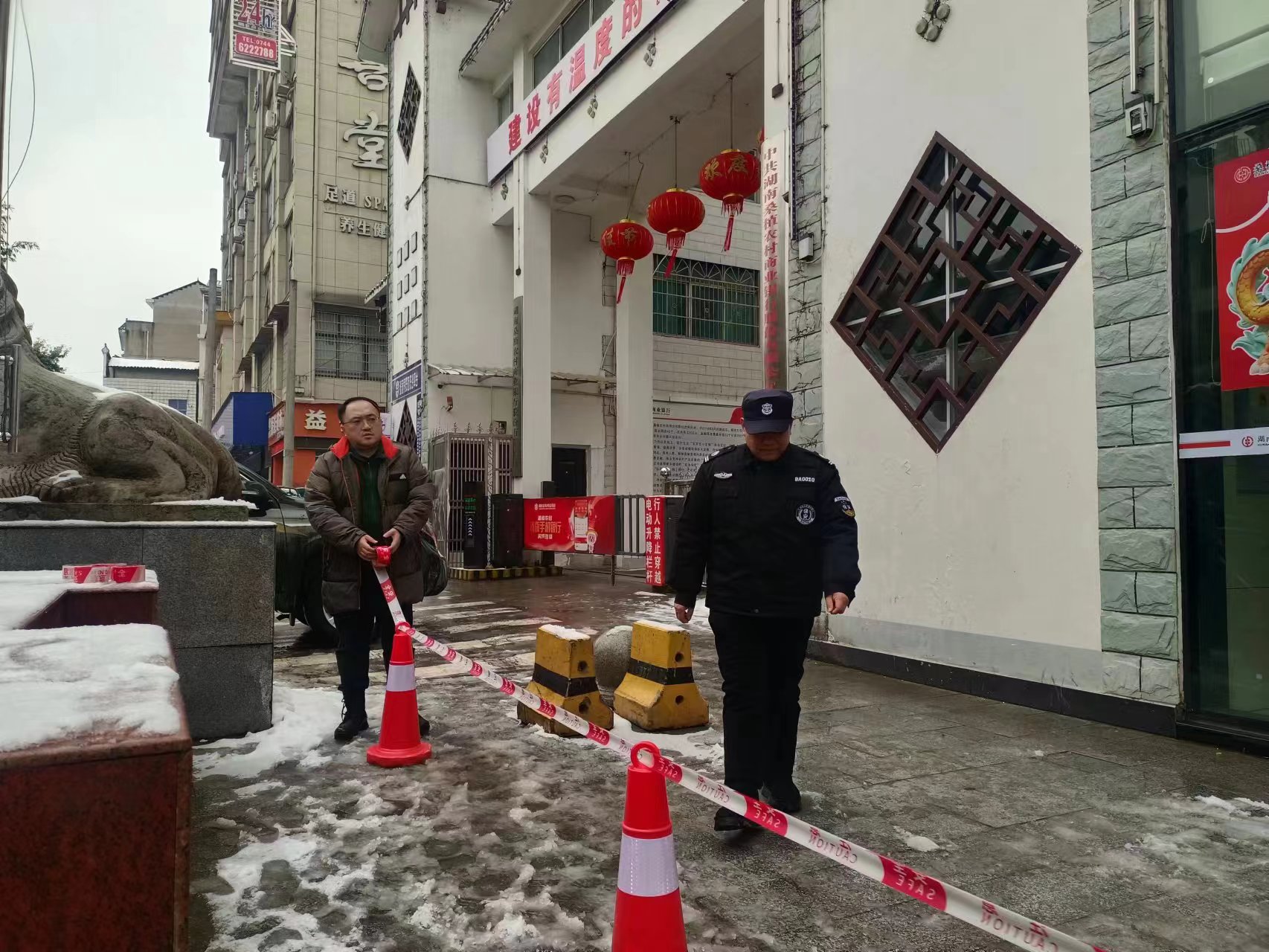桑植农商银行：全员出击 金融服务不断档