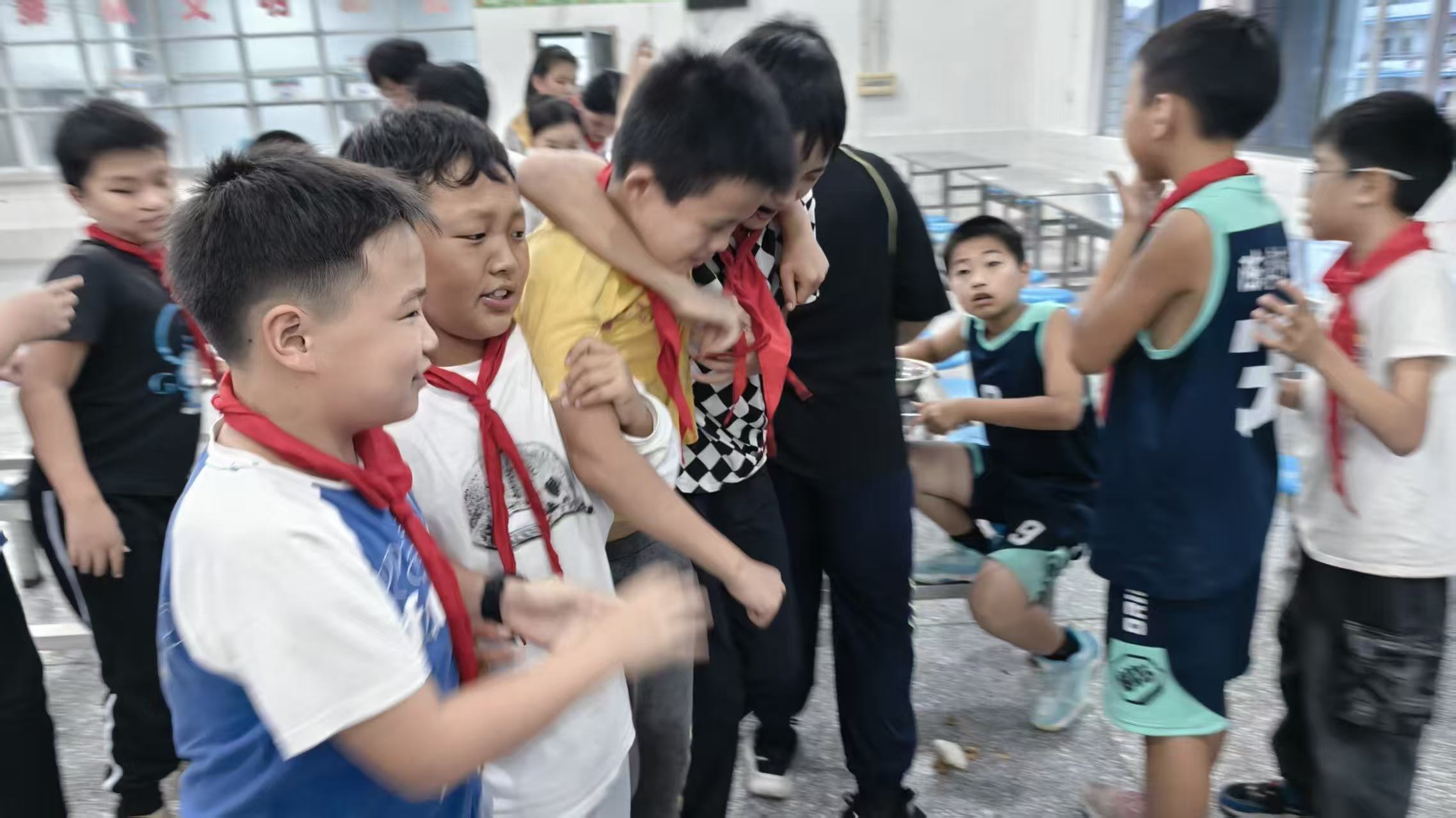 陈家河小学：“食”战演练 安全护航