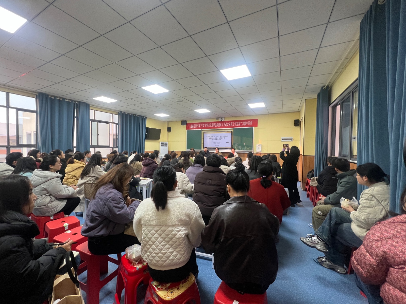 桑植县小学语文名师工作室第二次研修活动举行