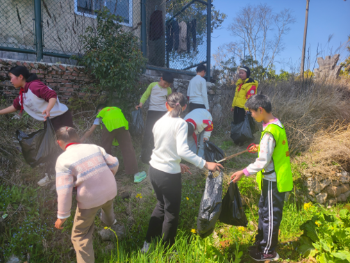 瑞塔铺小学：用志愿“红”擦亮校园文明底色