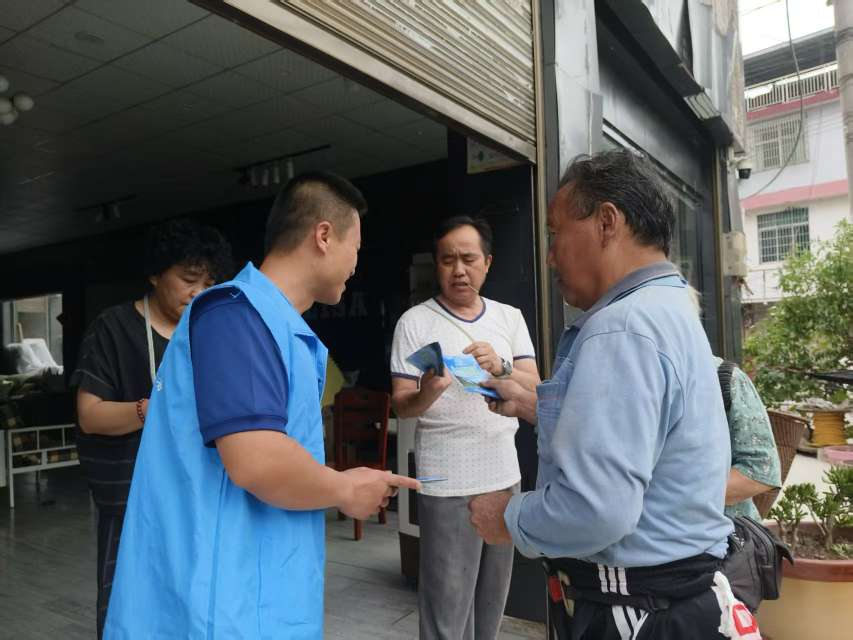 陈家河镇：消防宣传进商铺 筑牢集镇安全“防火墙”
